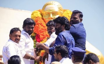 முத்துராமலிங்க தேவர் சிலைக்கு விஷால் மக்கள் இயக்கத்தினர் மரியாதை